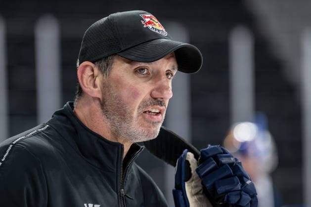 Rob Leask (Co-Trainer, EHC Red Bull Muenchen) Portrait Portraet GER, EHC Red Bull Muenchen, Eishockey, Trainingssession vor dem DEL-Saisonstart, 14.09.2026. Foto: HMB Media Heike Feiner