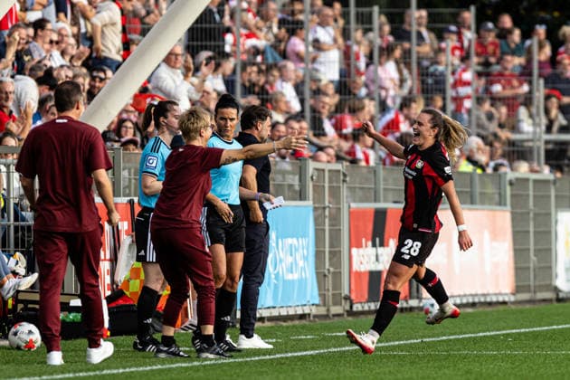 Google Pixel Frauen Bundesliga: Bayer 04 Leverkusen - FC Bayern München;14.09.2026 Frauen Bundesliga Google Pixel Frauen Bundesliga 26 27: Bayer 04 Leverkusen - FC Bayern München; Ulrich-Haberland-Stadion, Leverkusen; 14.09.2026 DFL regulations prohibit any use of photographs as image sequences and or quasi video.