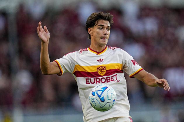 Torino s Alessio Cacciamani during the Serie A soccer match between Torino and Roma at the Stadio Olimpico Grande Torino in Turin, north west Italy - Sunday, September 14, 2026. - Soccer .  Copyright: xMarcoxAlpozzi LaPressex