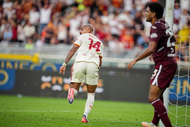 Roma™s Donyell Malen celebrates after scoring the 1-0 goal for his team during the Serie A soccer match between Torino and Roma at the Stadio Olimpico Grande Torino in Turin, north west Italy - Sunday, September 14, 2026. - Soccer .  Copyright: xMarcoxAlpozzi LaPressex
