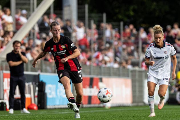 Google Pixel Frauen Bundesliga: Bayer 04 Leverkusen - FC Bayern München;14.09.2026 Selina Ostermeier (Bayer 04 Leverkusen, 2) Frauen Bundesliga Google Pixel Frauen Bundesliga 26 27: Bayer 04 Leverkusen - FC Bayern München; Ulrich-Haberland-Stadion, Leverkusen; 14.09.2026 DFL regulations prohibit any use of photographs as image sequences and or quasi video.