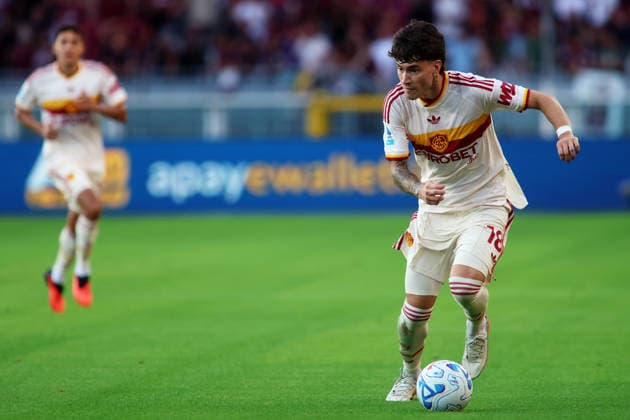 2026-09-14 Torino FC v AS Roma - Serie A TURIN, ITALY - SEPTEMBER 14: Matias Soule of AS Roma during the Serie A match between Torino FC and AS Roma at Stadio Olimpico di Torino on September 14, 2026 in Turin, Italy. (Photo by Nderim Kaceli BSR Agency) Turin Italy Content not available for redistribution in The Netherlands directly or indirectly through any third parties. Copyright: xBSRxAgencyx