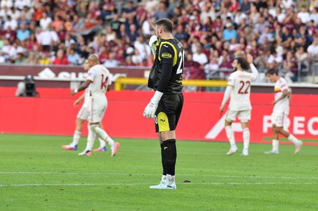 Foto IPP Massimo Rana Torino 14-09-2026 Calcio Campionato di Serie A 2026 2027 Torino-Roma nella foto delusione lucas perri Italy Photo Press - World Copyright italy ITALY  Copyright: xR4924_italyphotopressx