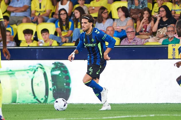 Ez Abde (Real Betis) during the LaLiga EA Sports match between Villarreal CF and Real Betis Balompie at Estadio de la Ceramica on September 14, 2026 in Villarreal, Spain. -