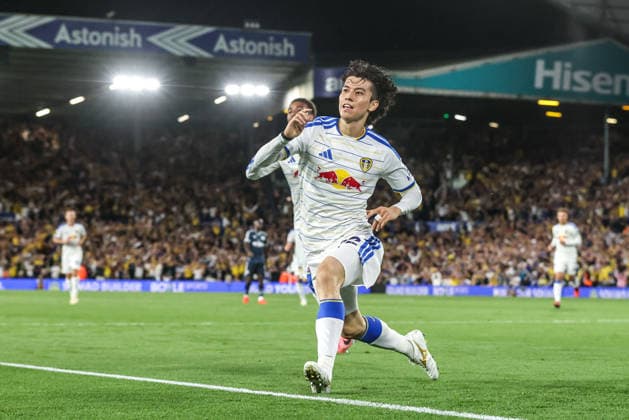 Premier League Leeds United v Newcastle Untied Ao Tanaka of Leeds United celebrates his goal to make it 1-0 during the Premier League match Leeds United vs Newcastle Untied at Elland Road, Leeds, United Kingdom on 14 September 2026 (Photo by Alfie Cosgrove News Images) Leeds Elland Road West Yorkshire United Kingdom Copyright: xAlfiexCosgrove NewsxImagesx