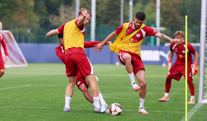 Leipzig, 14.09.2026, Red Bull Akademie, Fussball, 1.Bundesliga, RB Leipzig , Training , Im Bild von links: Lukas Klostermann, Andrija Maksimovic, Romulo. , Nur zur redaktionellen Nutzung. Only editorial use. ,