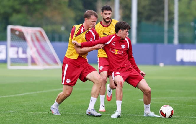 Leipzig, 14.09.2026, Red Bull Akademie, Fussball, 1.Bundesliga, RB Leipzig , Training , Im Bild von links: Lukas Klostermann, Andrija Maksimovic, Romulo. , Nur zur redaktionellen Nutzung. Only editorial use. ,