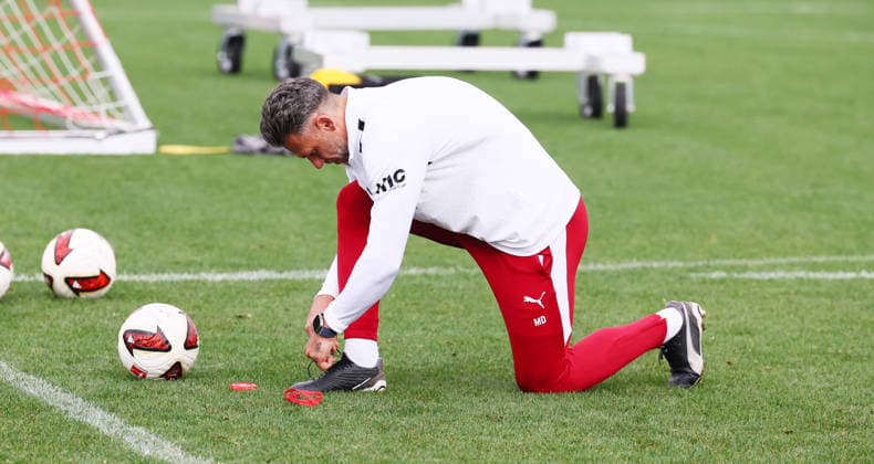 Leipzig, 14.09.2026, Red Bull Akademie, Fussball, 1.Bundesliga, RB Leipzig , Training , Im Bild: Trainer Martin Demichelis, Nur zur redaktionellen Nutzung. Only editorial use. ,