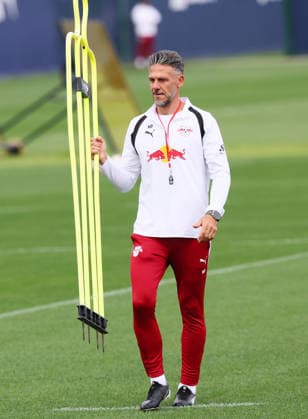 Leipzig, 14.09.2026, Red Bull Akademie, Fussball, 1.Bundesliga, RB Leipzig , Training , Im Bild: Trainer Martin Demichelis, Nur zur redaktionellen Nutzung. Only editorial use. ,