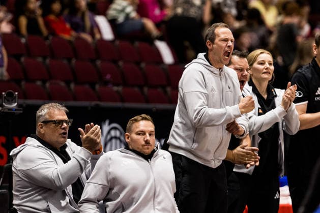 OTTAWA, CANADA - SEPTEMBER 14: Martin Kluck (Assistant Coach Germany) cheering during the Ottawa IWBF Wheelchair Basketball World Championships match between Germany vs. Colombia at Arena at TD Place on matchday 6 of the Ottawa IWBF Wheelchair Basketball World Championships on September 14, 2026 in Ottawa, Canada. Canada Copyright: xSteffiexWunderlx