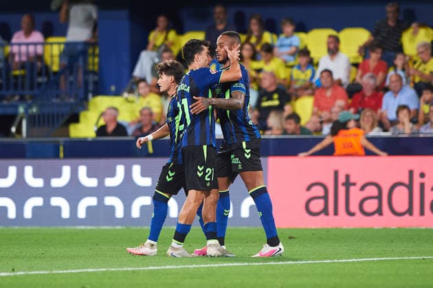 Natan Bernardo de Souza (Real Betis) celebrates after scoring his team˜s second goal during the LaLiga EA Sports match between Villarreal CF and Real Betis Balompie at Estadio de la Ceramica on September 14, 2026 in Villarreal, Spain. -