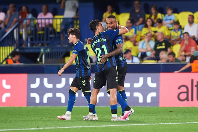 Natan Bernardo de Souza (Real Betis) celebrates after scoring his team˜s second goal during the LaLiga EA Sports match between Villarreal CF and Real Betis Balompie at Estadio de la Ceramica on September 14, 2026 in Villarreal, Spain. -