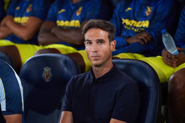 head coach Inigo Perez (Villarreal CF) during the LaLiga EA Sports match between Villarreal CF and Real Betis Balompie at Estadio de la Ceramica on September 14, 2026 in Villarreal, Spain. -