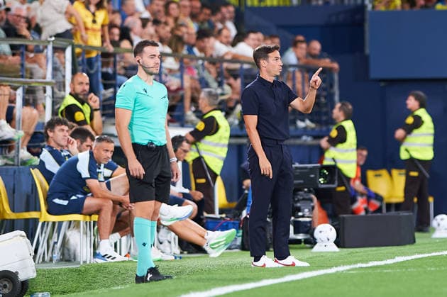 head coach Inigo Perez (Villarreal CF) during the LaLiga EA Sports match between Villarreal CF and Real Betis Balompie at Estadio de la Ceramica on September 14, 2026 in Villarreal, Spain. -