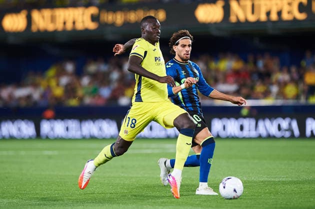 Pape Gueye (Villarreal CF) and Ez Abde (Real Betis) during the LaLiga EA Sports match between Villarreal CF and Real Betis Balompie at Estadio de la Ceramica on September 14, 2026 in Villarreal, Spain. -