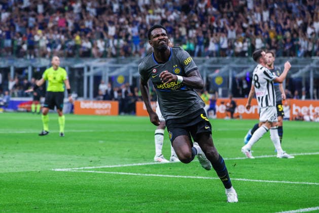 IPA88537123 - Marcus Thuram of FC Internazionale celebrates after scoring a goal during the 2026 27 Serie A Enilive soccer match between FC Internazionale and Udinese Calcio.  Copyright: xFabrizioxCarabelli IPAxSportx xx IPA88537123