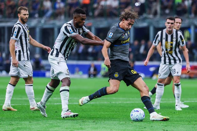 IPA88537124 - Francesco Esposito of FC Internazionale scores a goal during the 2026 27 Serie A Enilive soccer match between FC Internazionale and Udinese Calcio.  Copyright: xFabrizioxCarabelli IPAxSportx xx IPA88537124