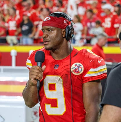 Sep 14, 2026: Kansas City Chiefs running back Kenneth Walker (9) gets interviewed after the game against the Denver Broncos in Kansas City, MO, USA; at Arrowhead Stadium. Mandatory Credit: -Cal Media Kansas City USA - ZUMAc04_ 20260914_zma_c04_094 Copyright: xRomanxPunox