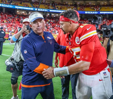 Sep 14, 2026: Kansas City Chiefs quarterback Patrick MahomesÃ‚ (15) shakes hand with Denver Broncos head coach Sean Payton in Kansas City, MO, USA; at Arrowhead Stadium. Mandatory Credit: -Cal Media Kansas City USA - ZUMAc04_ 20260914_zma_c04_130 Copyright: xRomanxPunox