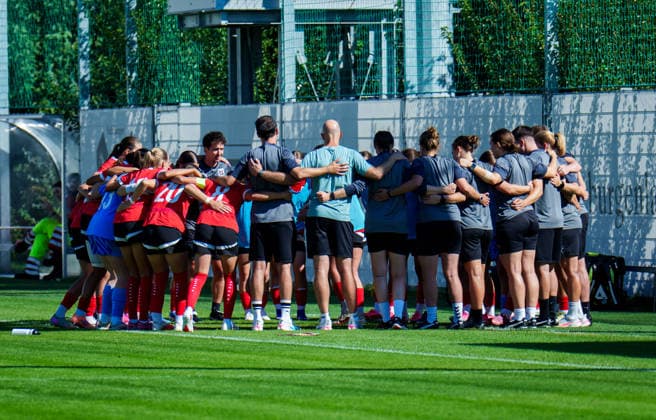 WOMEN SOCCER - U17, U 17 AUT vs POL, test match VIENNA,AUSTRIA,15.SEP.26 - WOMEN SOCCER - OEFB Under-17 international test match, Austria vs Poland. Image shows the team of AUT.  GEPAxpictures xEdgarxEisner