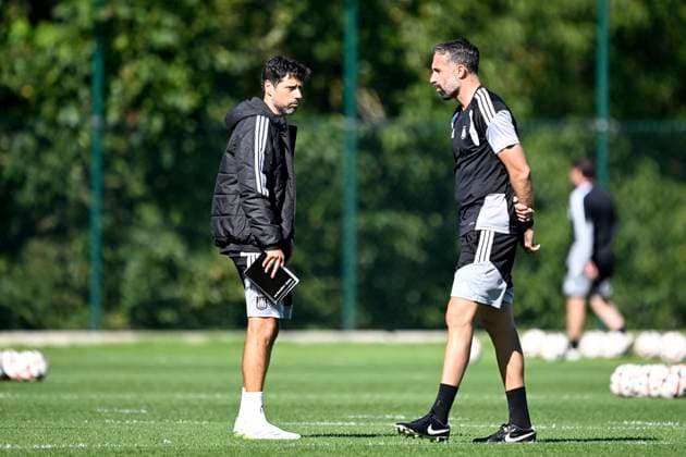 RSC Anderlecht v Olympique Lyon - UEFA Europa League Media Activities 15 09 2026 ANDERLECHT, BELGIUM - SEPTEMBER 15 : Bruno Vitor head coach of RSC Anderlecht and Taravel Jeremy assistant coach of RSC Anderlecht pictured during a training session ahead of the UEFA Europa League 2026 27 League Phase MD1 match between RSC Anderlecht and Olympique Lyon on September 15, 2026 in Anderlecht, Belgium, 15 09 2026 Anderlecht Belgium  Copyright: xNicoxVereeckenx
