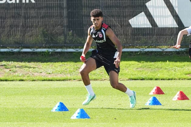 Ayoube Amaimouni-Echghouyab (Eintracht Frankfurt) - 15.09.2026 Bundesliga, Saison 26 27: Eintracht Frankfurt Training