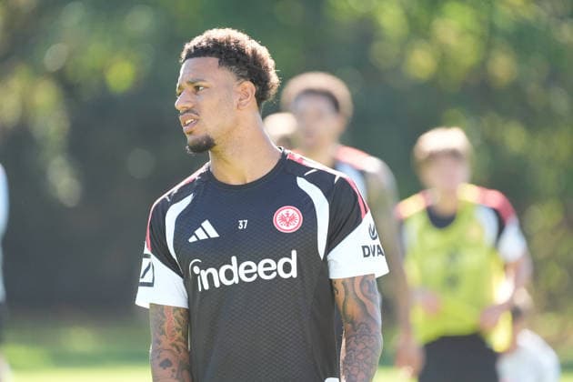 Nnamdi Collins (Eintracht Frankfurt) - 15.09.2026 Bundesliga, Saison 26 27: Eintracht Frankfurt Training
