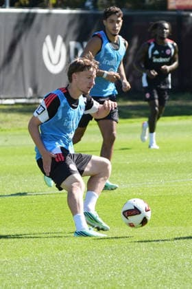 Nachwuchstalent Niko Ilicevic (Eintracht Frankfurt) - 15.09.2026 Bundesliga, Saison 26 27: Eintracht Frankfurt Training