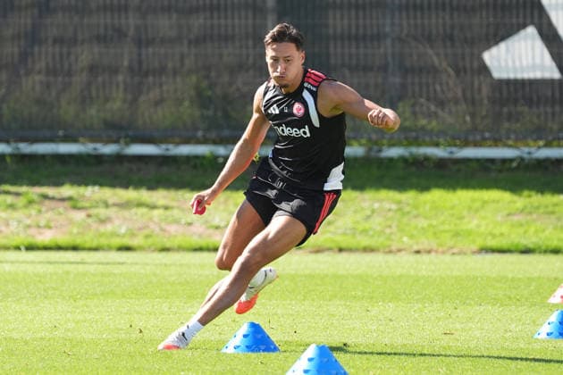 Younes Ebnoutalib (Eintracht Frankfurt) - 15.09.2026 Bundesliga, Saison 26 27: Eintracht Frankfurt Training