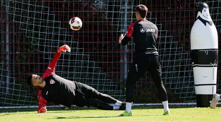 2026.09.15, Deutschland, Stuttgart, Fußball VfB Stuttgart Training, Fabian Bredlow