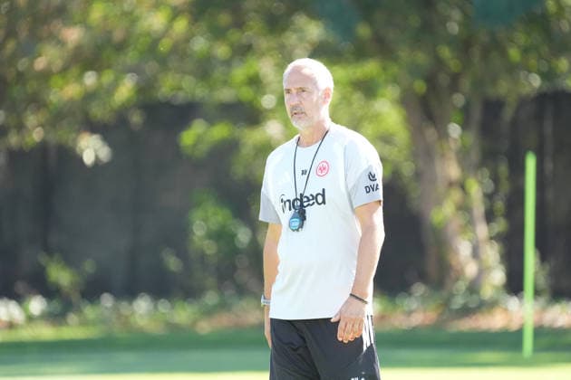 Trainer Adi Hütter (Eintracht Frankfurt) - 15.09.2026 Bundesliga, Saison 26 27: Eintracht Frankfurt Training