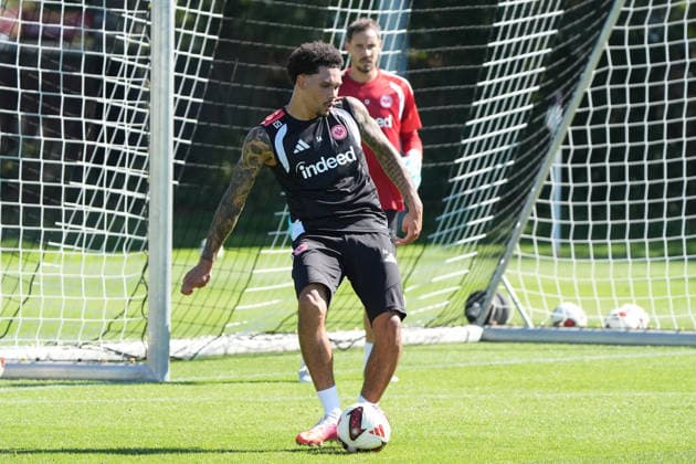 Nnamdi Collins (Eintracht Frankfurt) - 15.09.2026 Bundesliga, Saison 26 27: Eintracht Frankfurt Training