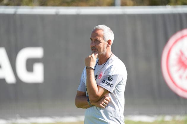 Trainer Adi Hütter (Eintracht Frankfurt) - 15.09.2026 Bundesliga, Saison 26 27: Eintracht Frankfurt Training