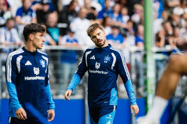 Training Hamburger SV, 15.09.2026 Mario Vuskovic (Hamburger SV, 44) ist im Training zurück; Fußball, Training, Rückkehr Mario Vuskovic: Training Hamburger SV am 15.09.2026 im Volksparkstadion, Hamburg DFL REGULATIONS PROHIBIT ANY USE OF PHOTOGRAPHS AS IMAGE SEQUENCES AND OR QUASI-VIDEO. Copyright: xBEAUTIFULxSPORTS Tonhäuserx