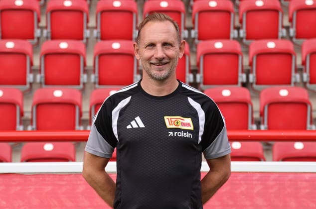 Trainer Mauro Lustrinelli ; 1.FC Union Berlin FCU Fußball 1.BL Bundesliga Porträttermin Saison 2026 2027 Headshot, Porträt, Portrait, Vorstellung, Präsentation, Pressetermin, GER 15.09.2026