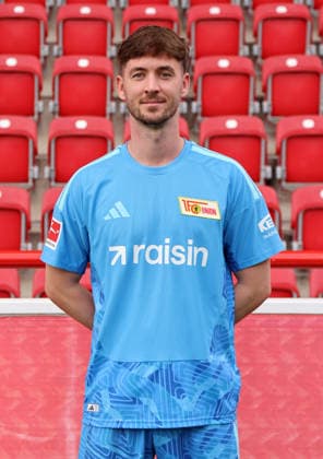 Torwart Carl Klaus ; 1.FC Union Berlin FCU Fußball 1.BL Bundesliga Porträttermin Saison 2026 2027 Headshot, Porträt, Portrait, Vorstellung, Präsentation, Pressetermin, GER 15.09.2026