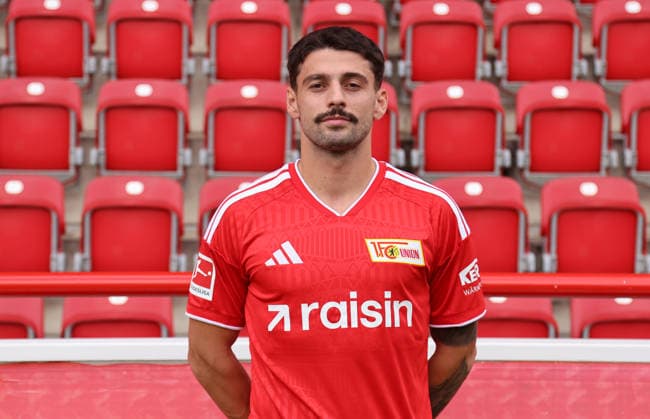 Kastriot Imeri ; 1.FC Union Berlin FCU Fußball 1.BL Bundesliga Porträttermin Saison 2026 2027 Headshot, Porträt, Portrait, Vorstellung, Präsentation, Pressetermin, GER 15.09.2026