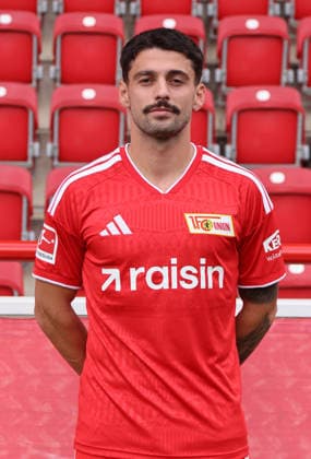 Kastriot Imeri ; 1.FC Union Berlin FCU Fußball 1.BL Bundesliga Porträttermin Saison 2026 2027 Headshot, Porträt, Portrait, Vorstellung, Präsentation, Pressetermin, GER 15.09.2026