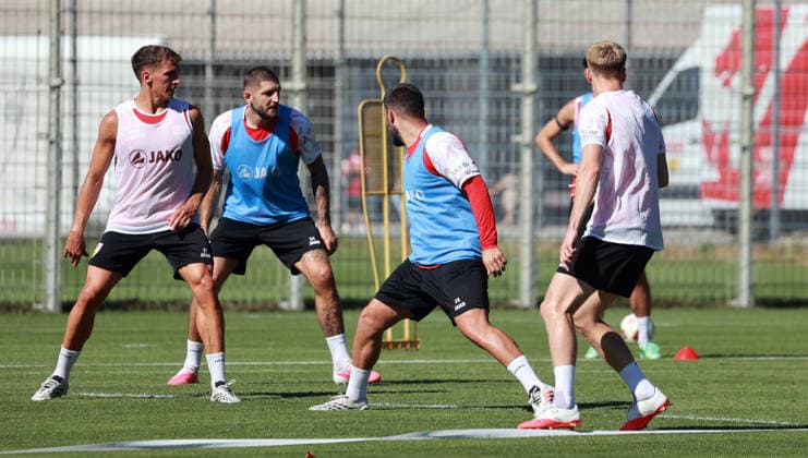 15.09.26 VfB Stuttgart Training Deutschland, Stuttgart, 15.09.2026, Fussball, Bundesliga, Saison 2026 2027, VfB Stuttgart Training: .