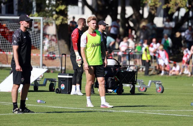 15.09.26 VfB Stuttgart Training Deutschland, Stuttgart, 15.09.2026, Fussball, Bundesliga, Saison 2026 2027, VfB Stuttgart Training: Finn Jeltsch.