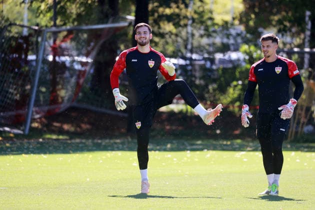 15.09.26 VfB Stuttgart Training Deutschland, Stuttgart, 15.09.2026, Fussball, Bundesliga, Saison 2026 2027, VfB Stuttgart Training: Dennis Seimen.