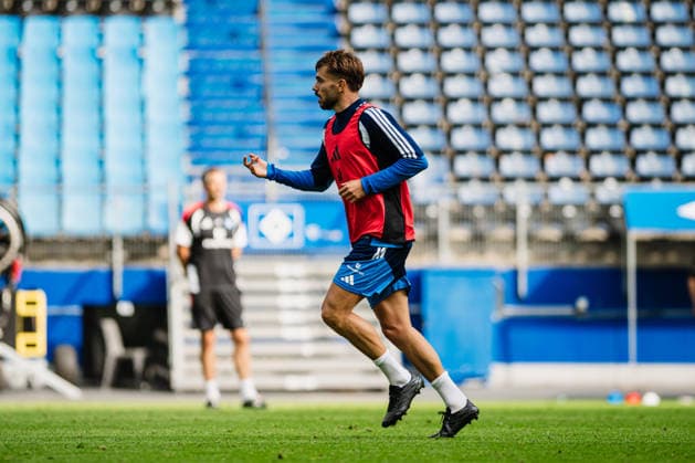 Training Hamburger SV, 15.09.2026 Mario Vuskovic (Hamburger SV, 44); Fußball, Training, Rückkehr Mario Vuskovic: Training Hamburger SV am 15.09.2026 im Volksparkstadion, Hamburg DFL REGULATIONS PROHIBIT ANY USE OF PHOTOGRAPHS AS IMAGE SEQUENCES AND OR QUASI-VIDEO. Copyright: xBEAUTIFULxSPORTS Tonhäuserx