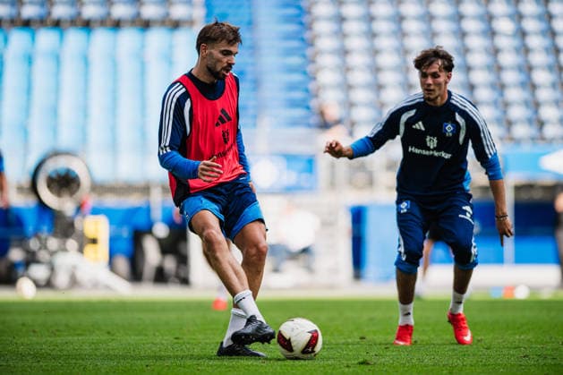 Training Hamburger SV, 15.09.2026 Mario Vuskovic (Hamburger SV, 44) ist wieder im Training; Fußball, Training, Rückkehr Mario Vuskovic: Training Hamburger SV am 15.09.2026 im Volksparkstadion, Hamburg DFL REGULATIONS PROHIBIT ANY USE OF PHOTOGRAPHS AS IMAGE SEQUENCES AND OR QUASI-VIDEO. Copyright: xBEAUTIFULxSPORTS Tonhäuserx