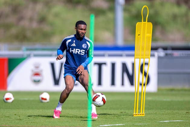 15.09.2026, Fussball, Training des FC Schalke 04. Moussa Sylla (FC Schalke 04). Gelsenkirchen Trainingsgelände FC Schalke 04 NRW Deutschland xRHR-FOTO YYx Copyright: RHR-FOTOx RHR-FOTO YY