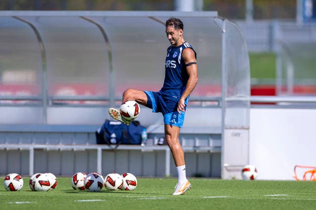 15.09.2026, Fussball, Training des FC Schalke 04. Nikola Katic (FC Schalke 04). Gelsenkirchen Trainingsgelände FC Schalke 04 NRW Deutschland xRHR-FOTO YYx Copyright: RHR-FOTOx RHR-FOTO YY