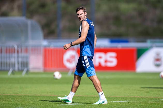 15.09.2026, Fussball, Training des FC Schalke 04. Maximilian Wöber (FC Schalke 04). Gelsenkirchen Trainingsgelände FC Schalke 04 NRW Deutschland xRHR-FOTO YYx Copyright: RHR-FOTOx RHR-FOTO YY