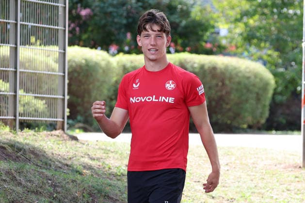 15.09.2026, xrekx, Fussball 2.Bundesliga , 1.FC Kaiserslautern - Training v.l. Leon Robinson (1.FC Kaiserslautern) Kaiserslautern