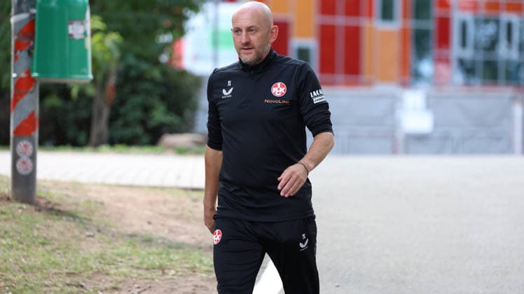 15.09.2026, xrekx, Fussball 2.Bundesliga , 1.FC Kaiserslautern - Training v.l. Torsten Lieberknecht Trainer (1.FC Kaiserslautern) Kaiserslautern