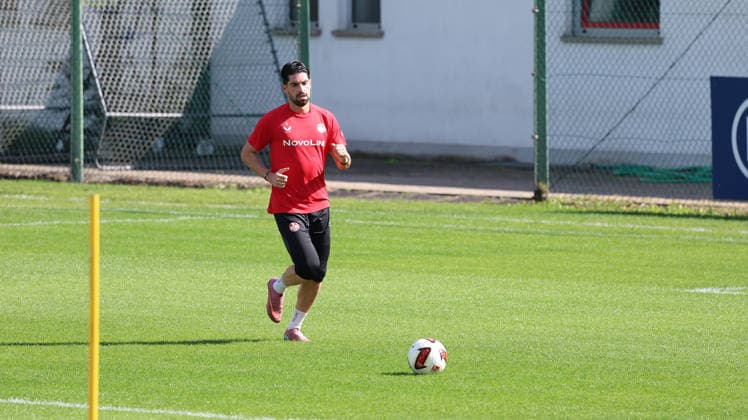 15.09.2026, xrekx, Fussball 2.Bundesliga , 1.FC Kaiserslautern - Training v.l. Semih Sahin (1.FC Kaiserslautern) Kaiserslautern