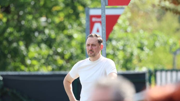 15.09.2026, xrekx, Fussball 2.Bundesliga , 1.FC Kaiserslautern - Training v.l. Marcel Klos Sportdirektor (1.FC Kaiserslautern) Kaiserslautern